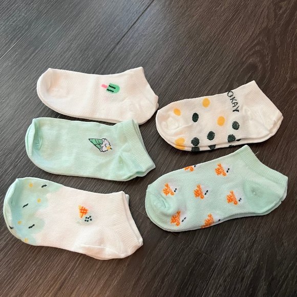 Socks - Picture 1 of 3